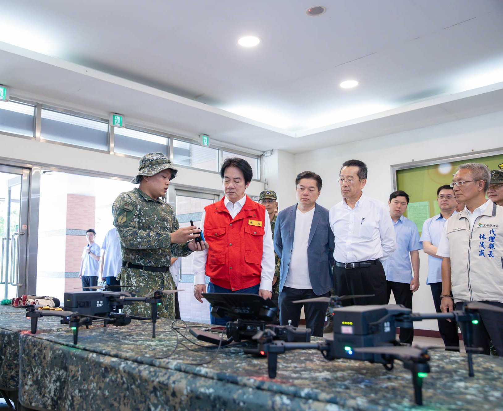 強烈颱風巴威逼近 賴清德視導蘭指部防颱整備 投入7000兵力待命