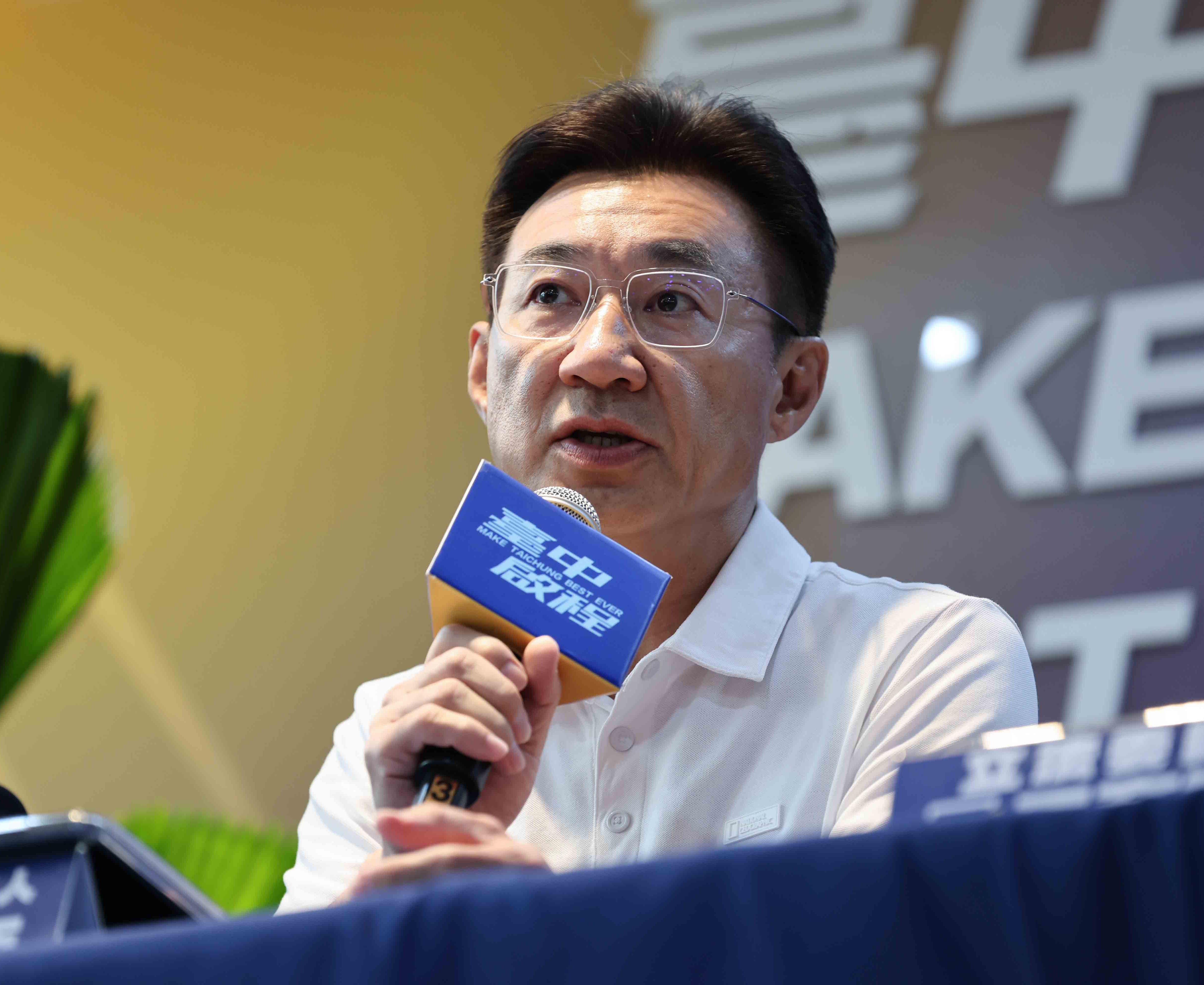 江啟臣拋「16字核心願景」端20大交通政見！推AI智慧治理、市民免費公車與雙港躍升