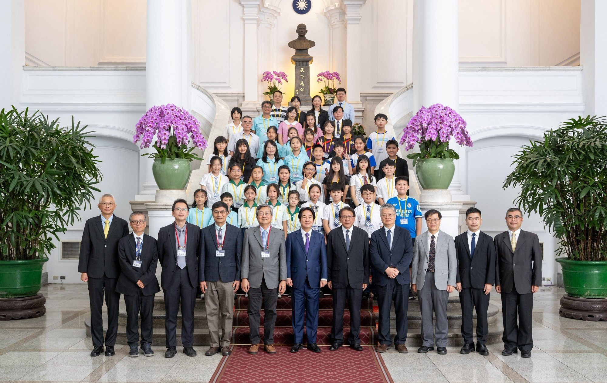 台北》接見第66屆全國科展得獎師生 賴清德期勉學生善用AI跨域學習