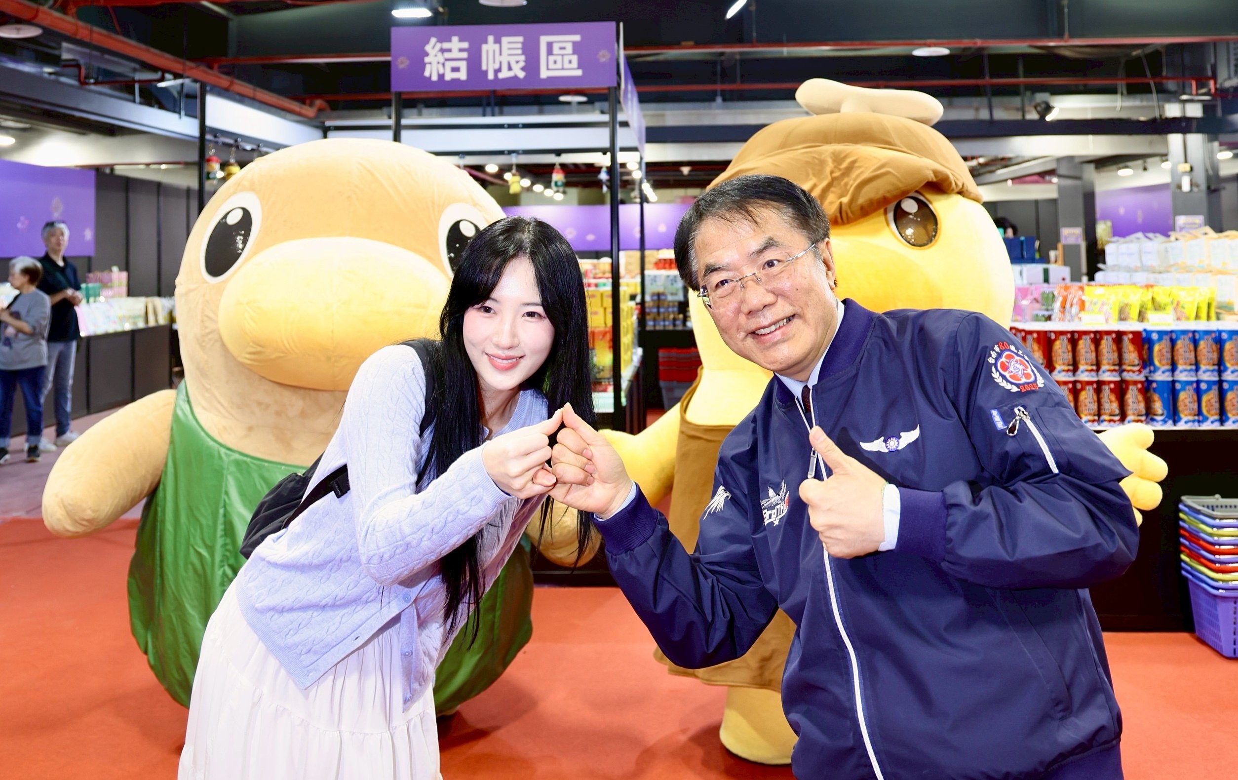 韓籍女神Mingo現身2026台灣國際蘭展！ 大讚後壁「割稻飯」好滋味