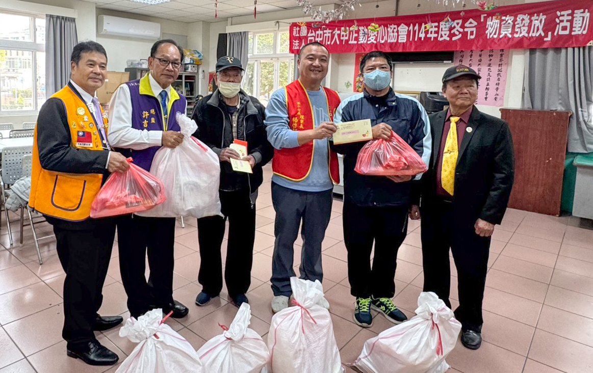 歲末送暖不缺席　阿聰師糕餅主意攜手社福團體關懷甲安埔140戶弱勢家庭