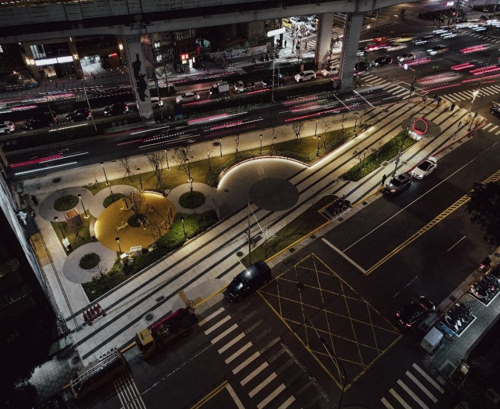 鬧區廢鐵皮華麗轉身！ 北市民大道「朱園公園」今日啟用　