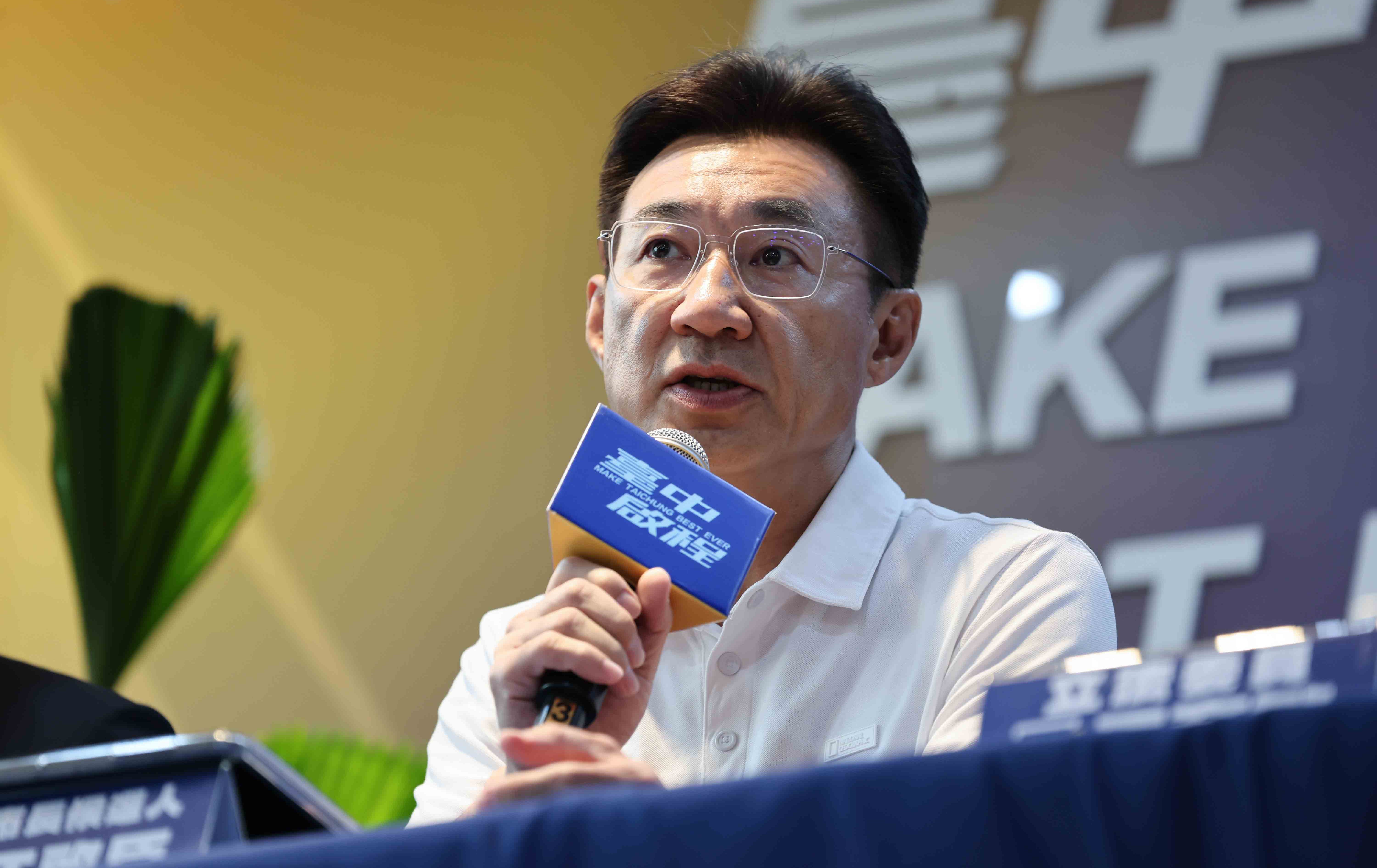 江啟臣拋「16字核心願景」端20大交通政見！推AI智慧治理、市民免費公車與雙港躍升