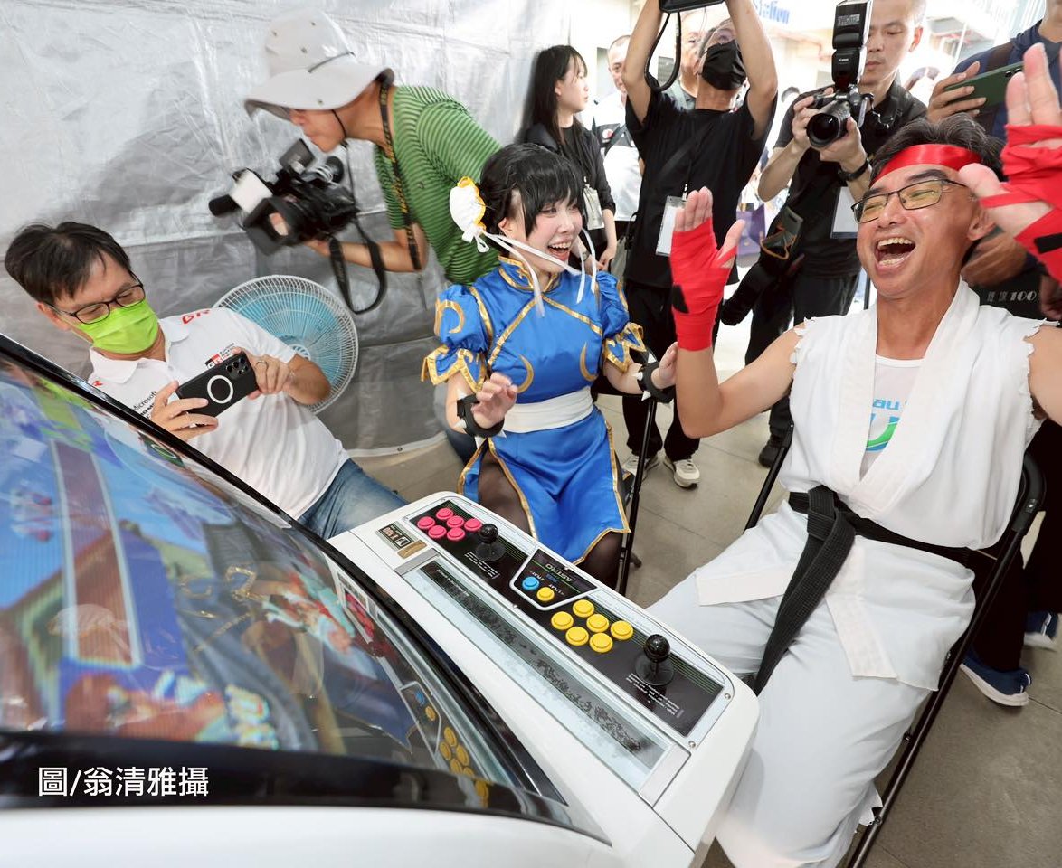 臺中電競嘉年華開打！ 七年最大盛會首度移師臺中車站 閃電狼、苔苔熱力開戰