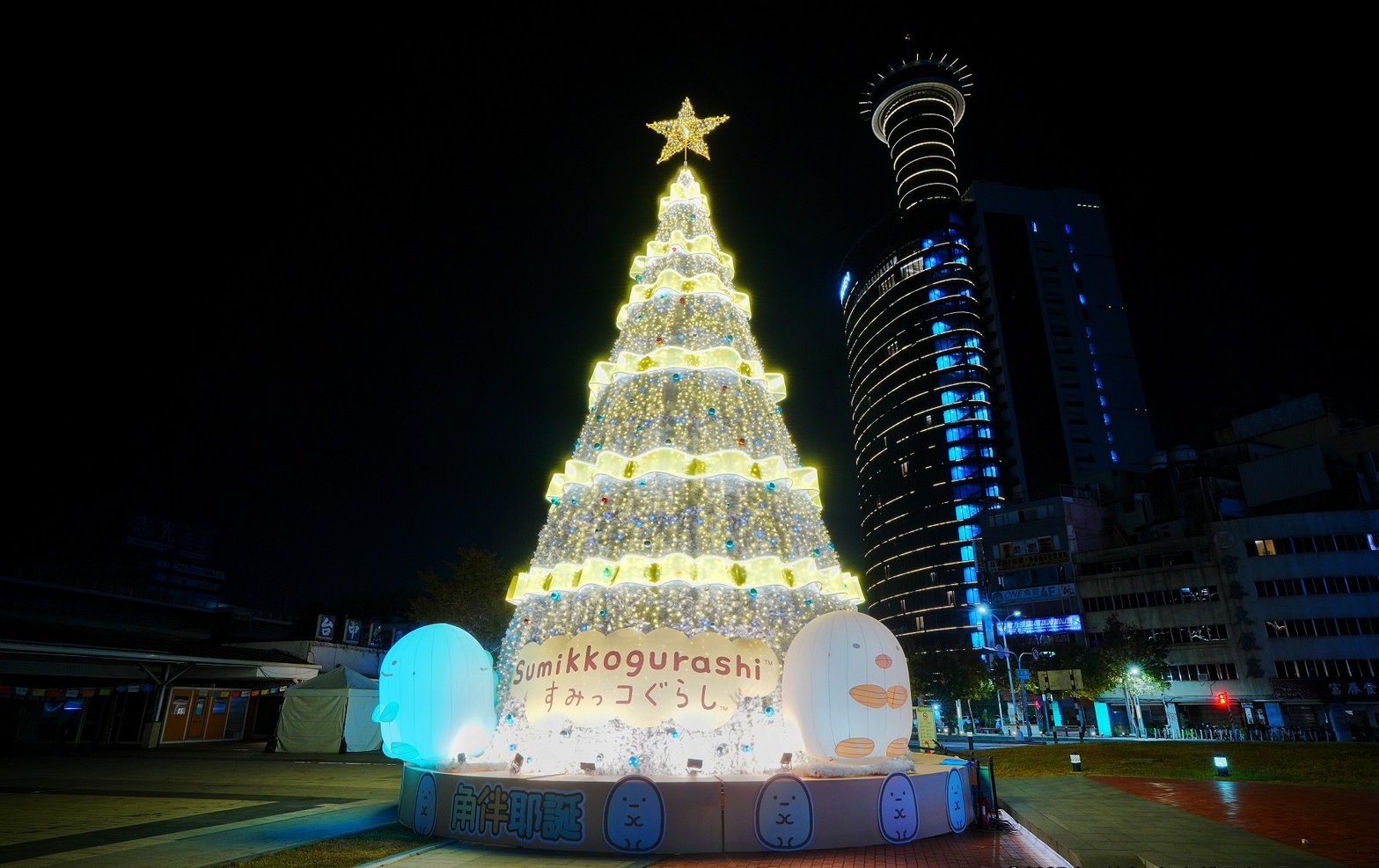 超萌！《角落小夥伴》暖身登場 2025台中耶誕嘉年華 獨家蛋糕樹閃耀甜點之都！