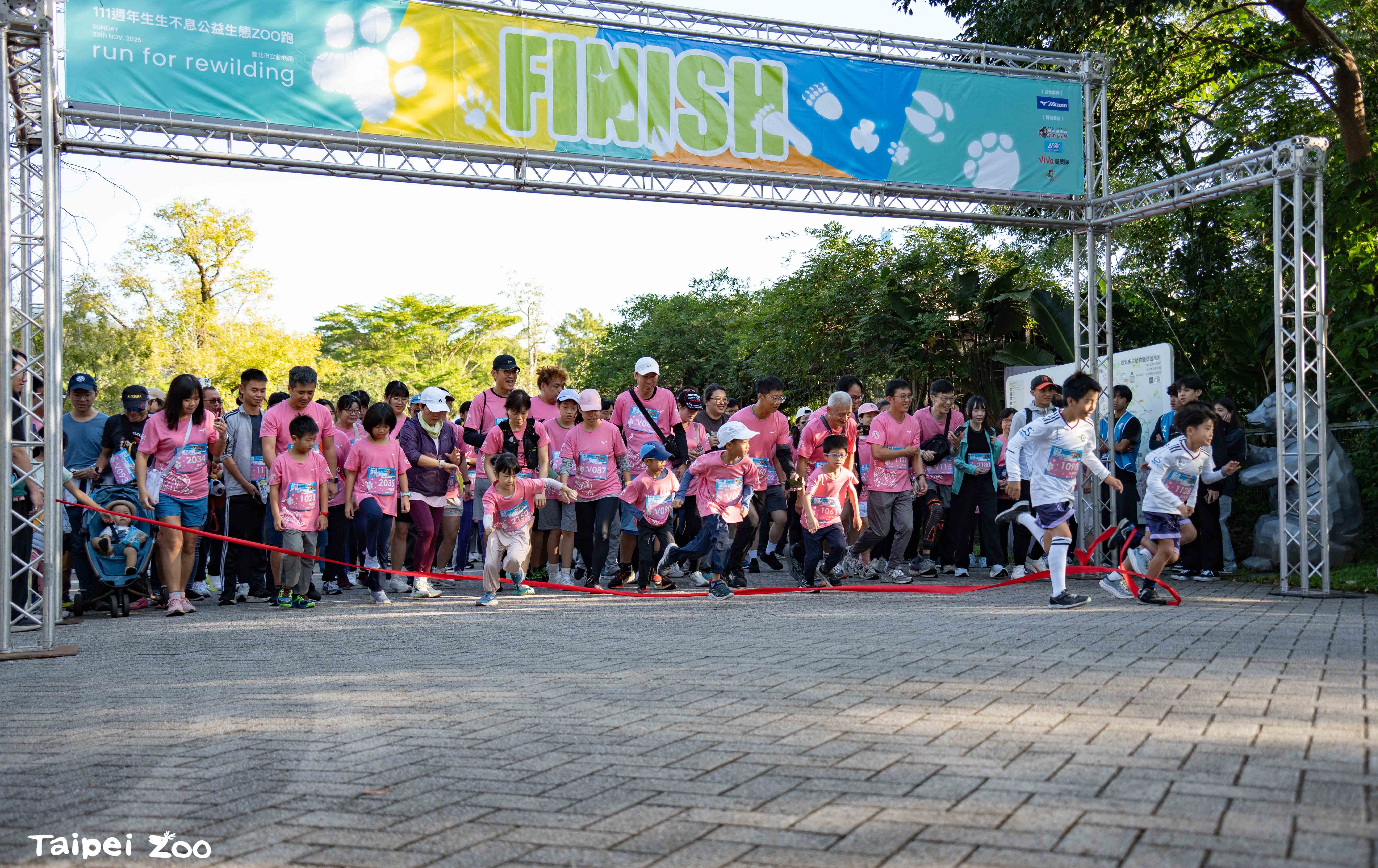 動物園「公益生態Zoo跑」 散發野性奔放活力！