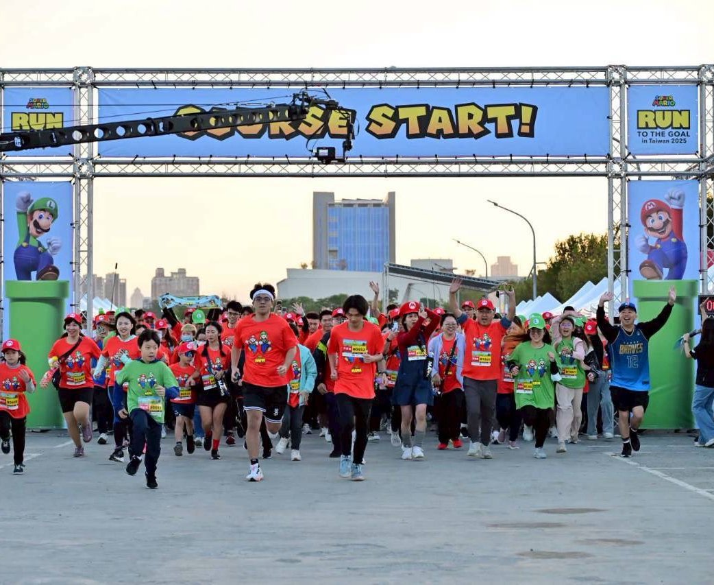 瑪利歐主題路跑亞洲首站！萬名粉絲嗨翻台中中央球場