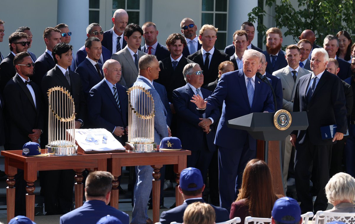MLB》洛杉磯道奇隊拜訪白宮 美國總統川普表彰2025年世界大賽冠軍