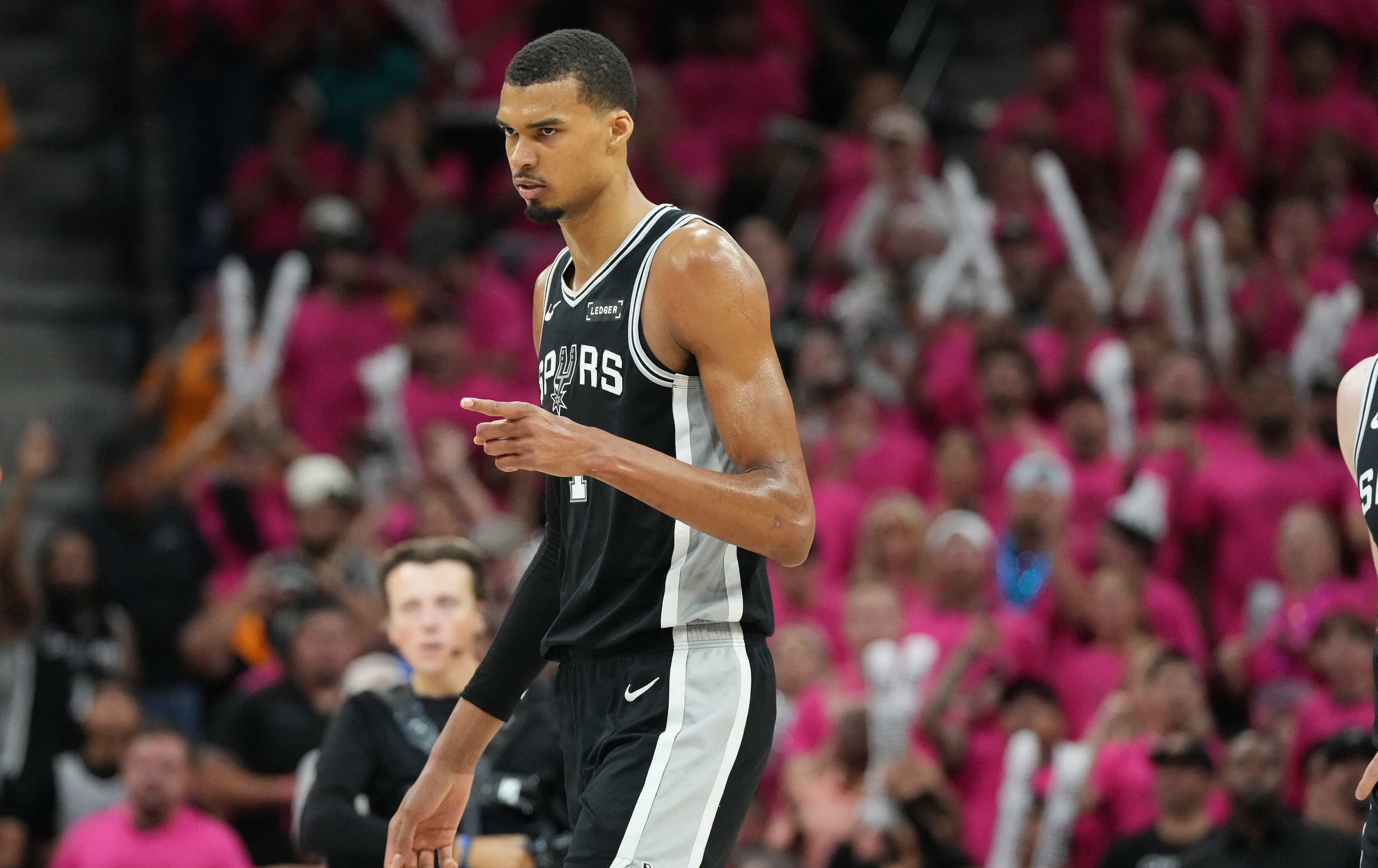 NBA》溫班亞瑪砍26分遭逆轉 馬刺板凳熄火西冠落後