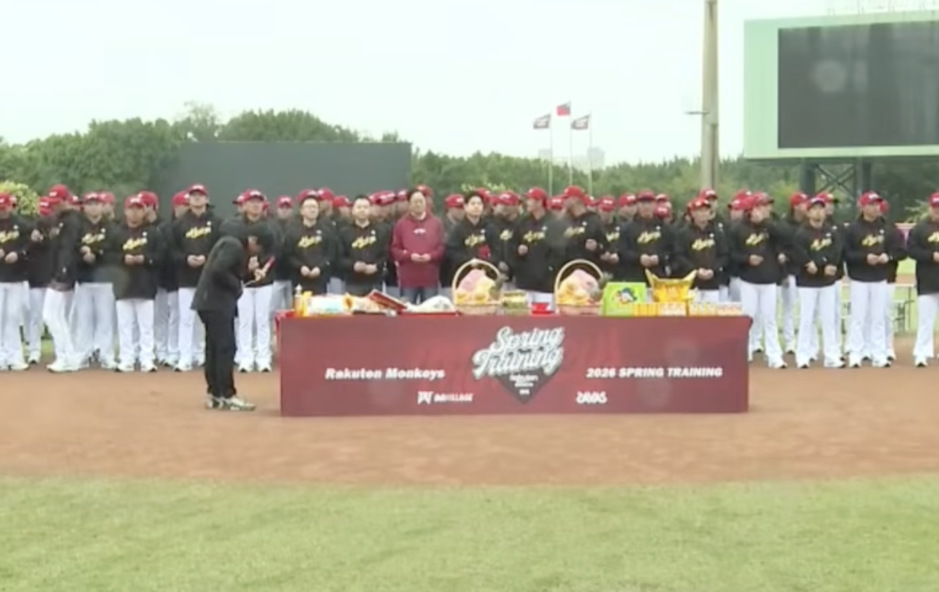 桃猿春訓開訓 樂天金鷲強援加盟 梁家榮領軍力拼二連霸