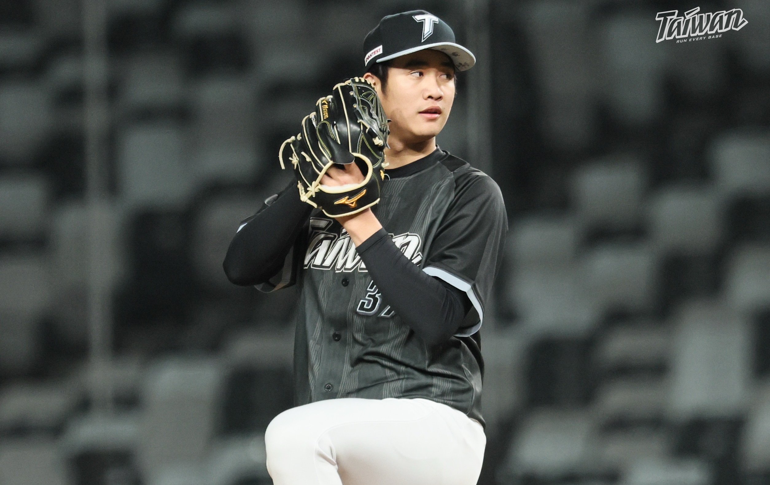 WBC》備戰經典賽！張峻瑋飆155公里火球奪全場最快 Team Taiwan不敵韓職培證英雄