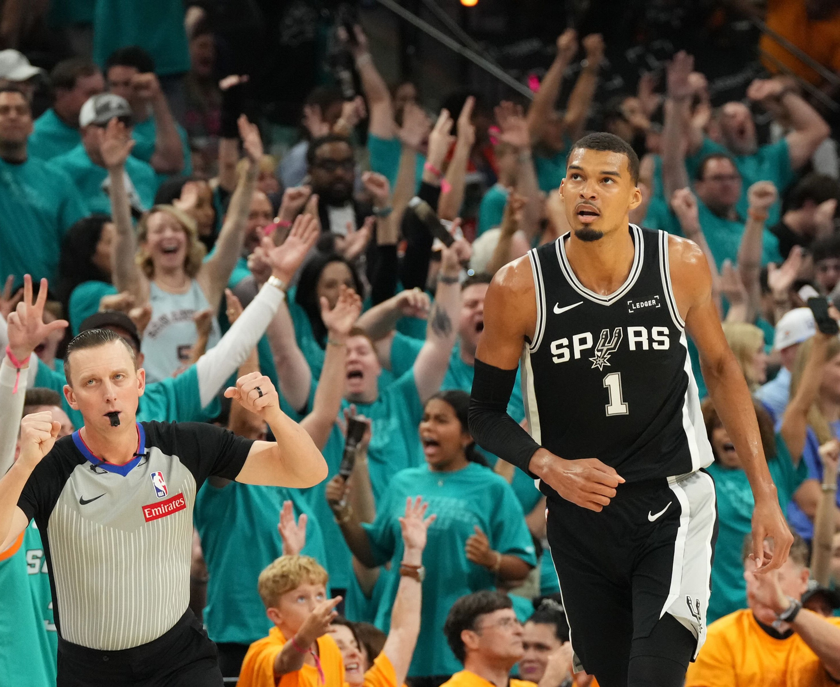 NBA》文班亞馬全票橫掃200票 DPOY加冕再造防守雙冠歷史紀錄