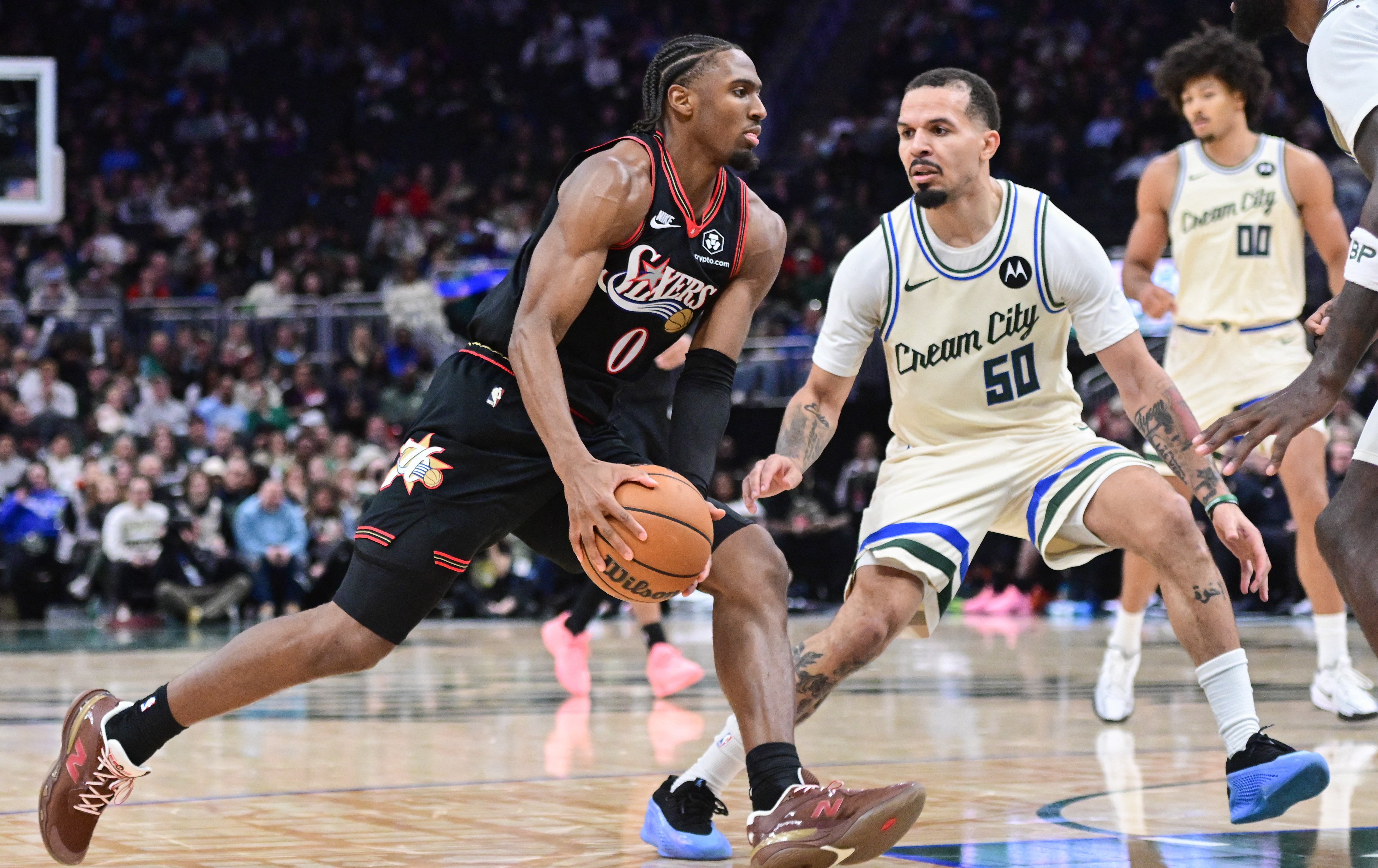 Maxey單場54分轟炸密爾瓦基76人延長賽力退公鹿 終止跨季8連敗