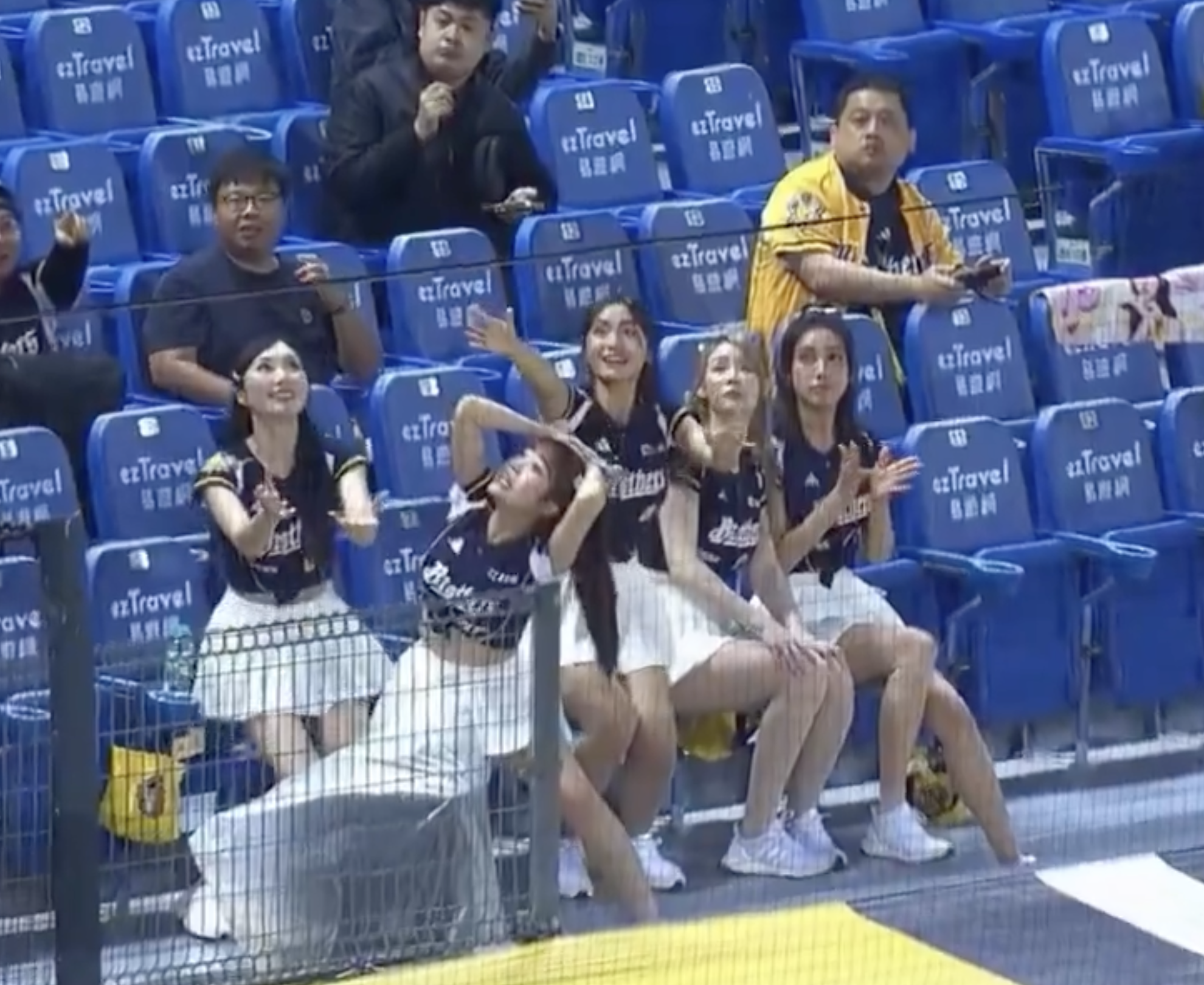 超神！台灣職棒啦啦隊「美技守備」片瘋傳　日網友：這反應太神！