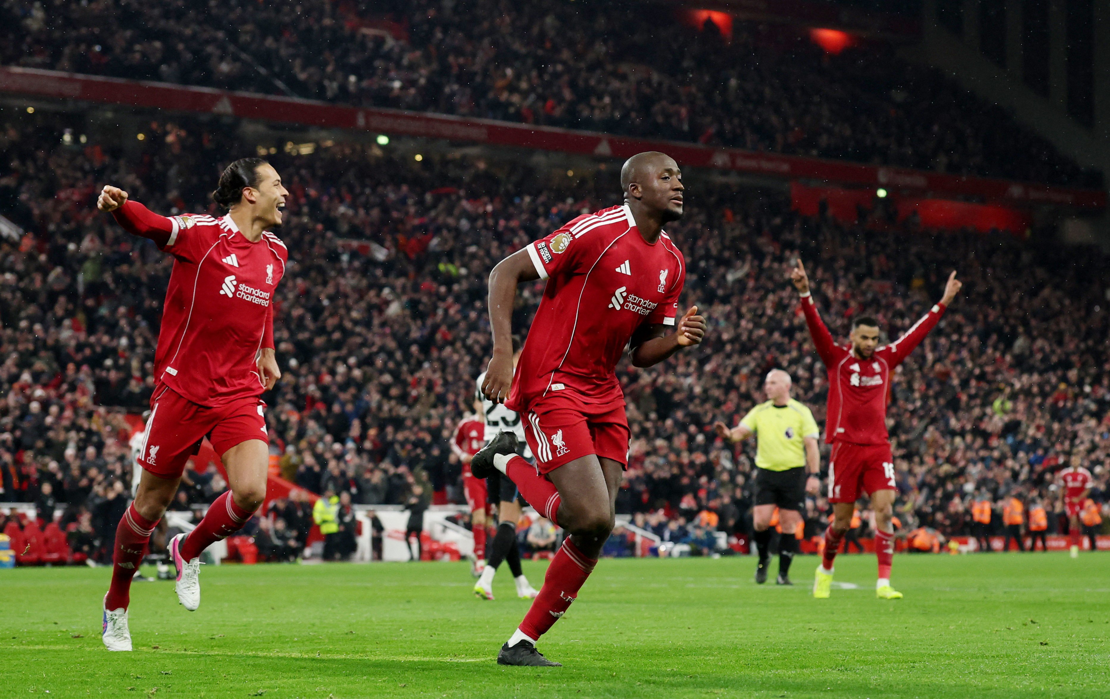 英超》第25輪焦點「紅藍大戰」  利物浦主場迎戰曼城力阻藍月亮追榜首