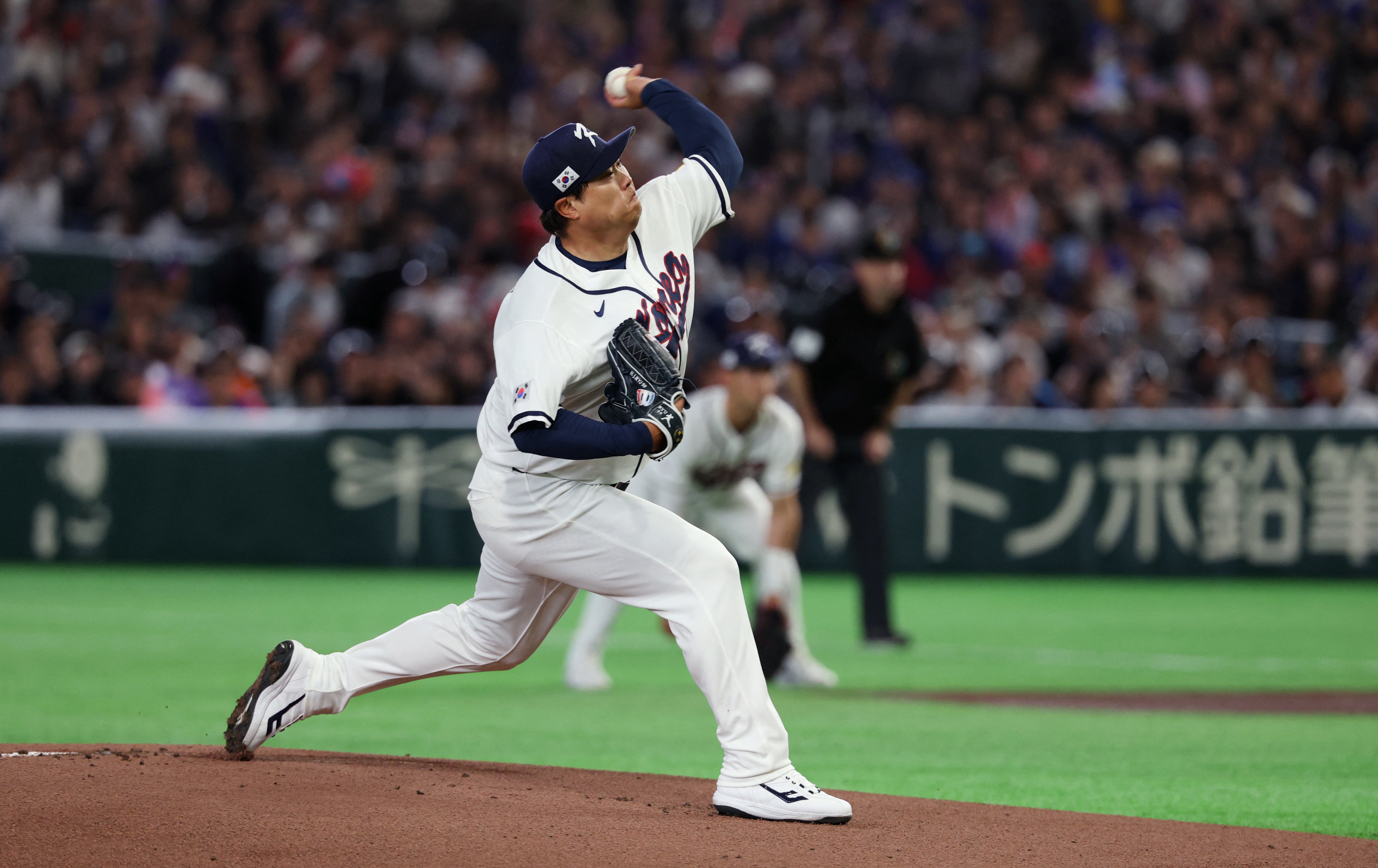 WBC》韓職左投王牌柳賢振重披國家隊戰袍，正面迎戰多明尼加百萬年薪左投桑契斯