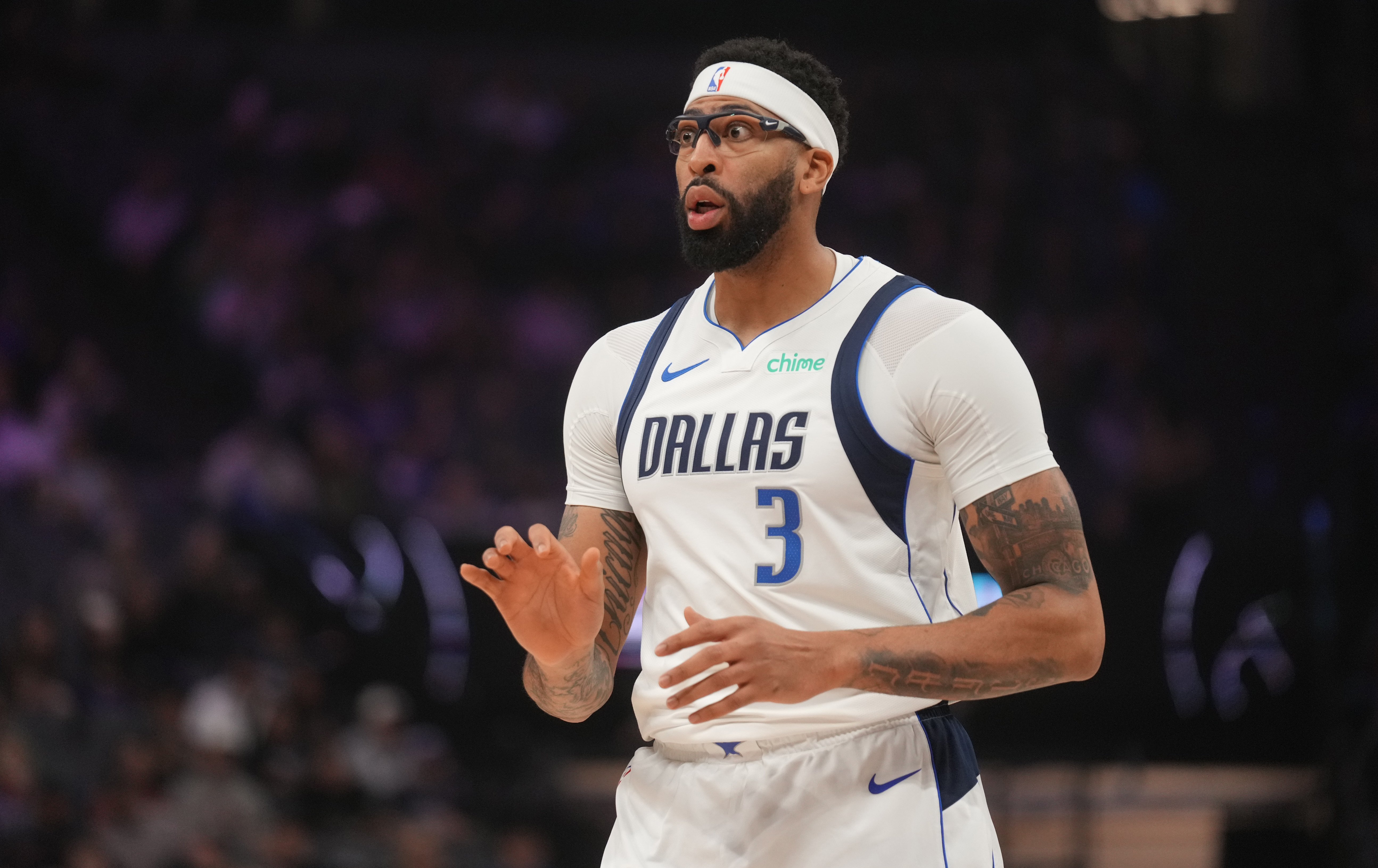 NBA》震撼彈！Anthony Davis 左手韌帶重傷報銷 獨行俠賽季恐提前易轍