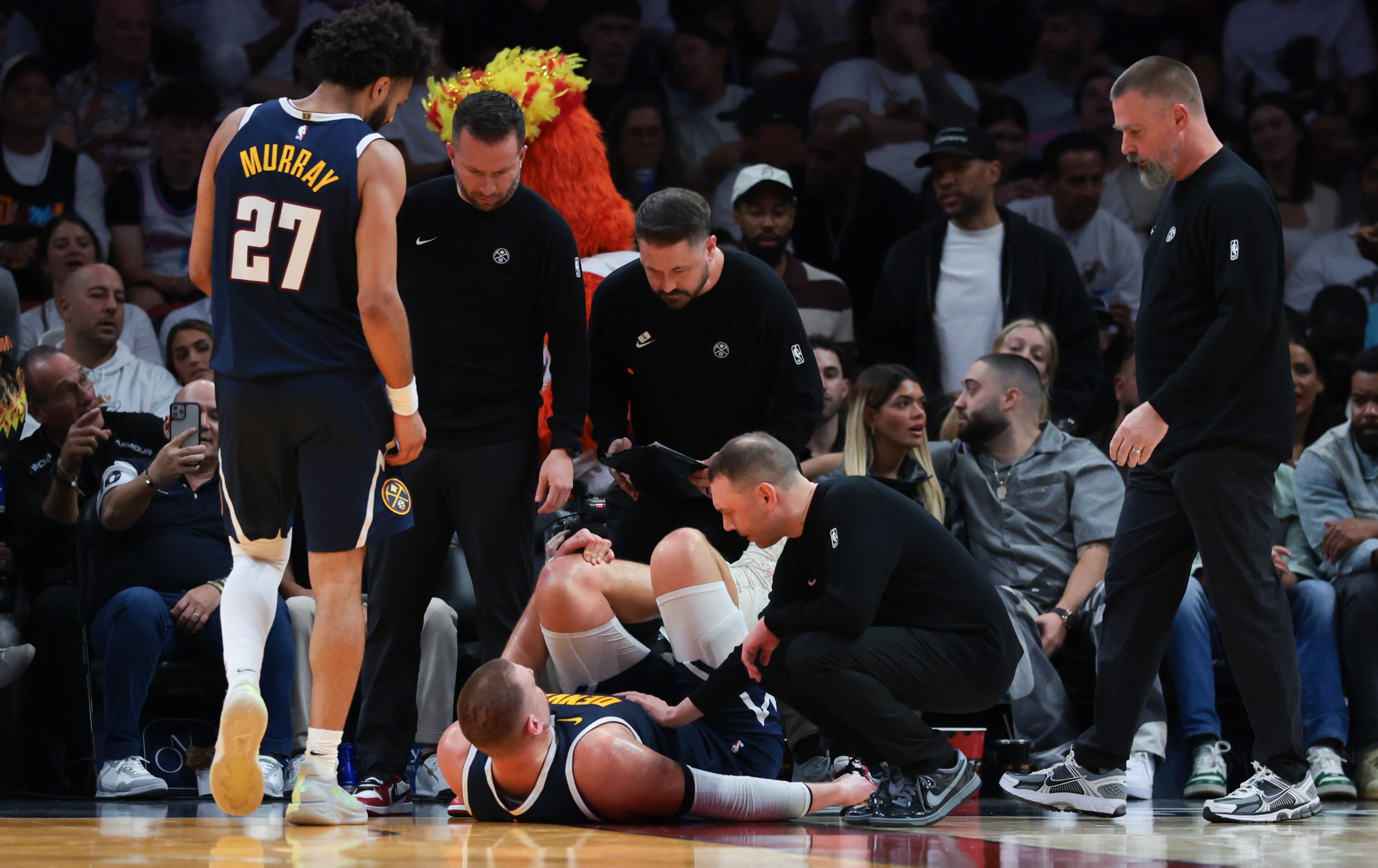 NBA》禁區警報！瓦蘭丘納斯右小腿挫傷缺陣四周，丹佛衛冕之路再添變數