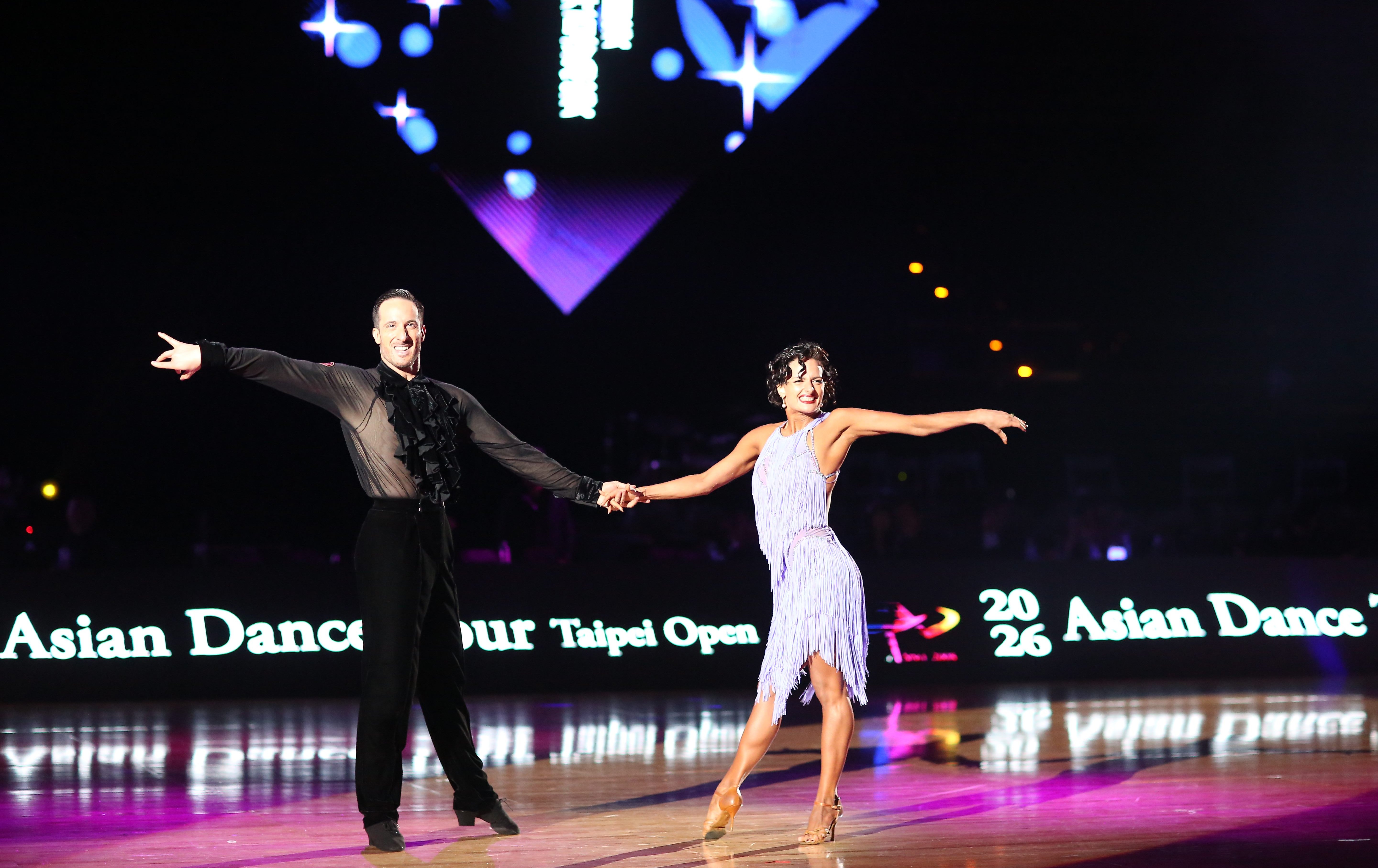 33國千名舞者躍動小巨蛋！ 2026國標舞亞巡賽台北站圓滿落幕