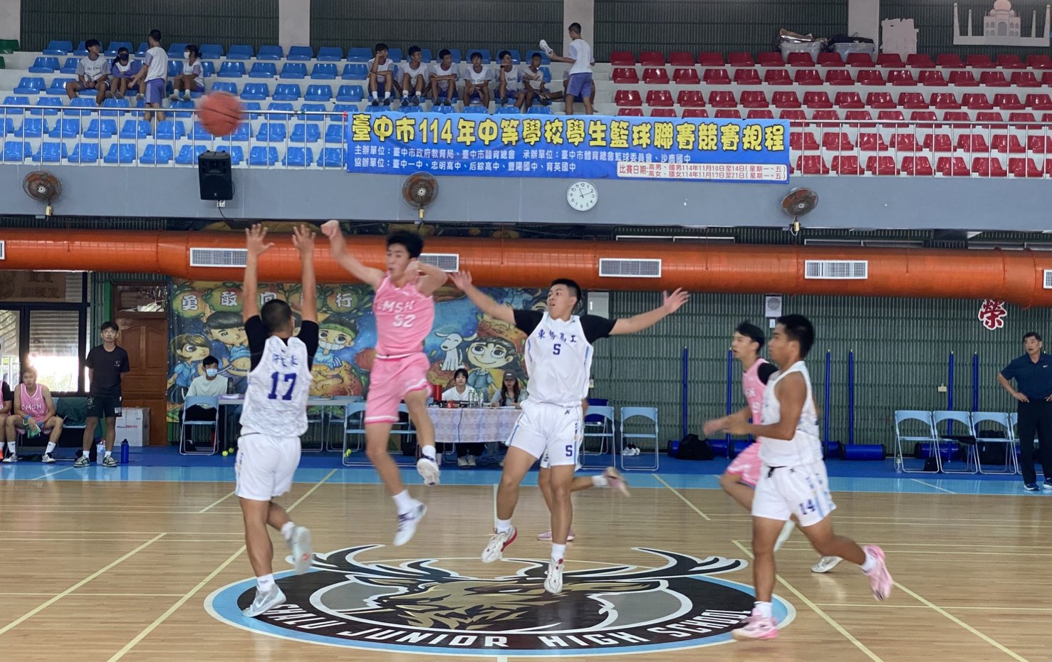 中市中等學校學生籃球聯賽熱血開打 6校點燃青春戰火！