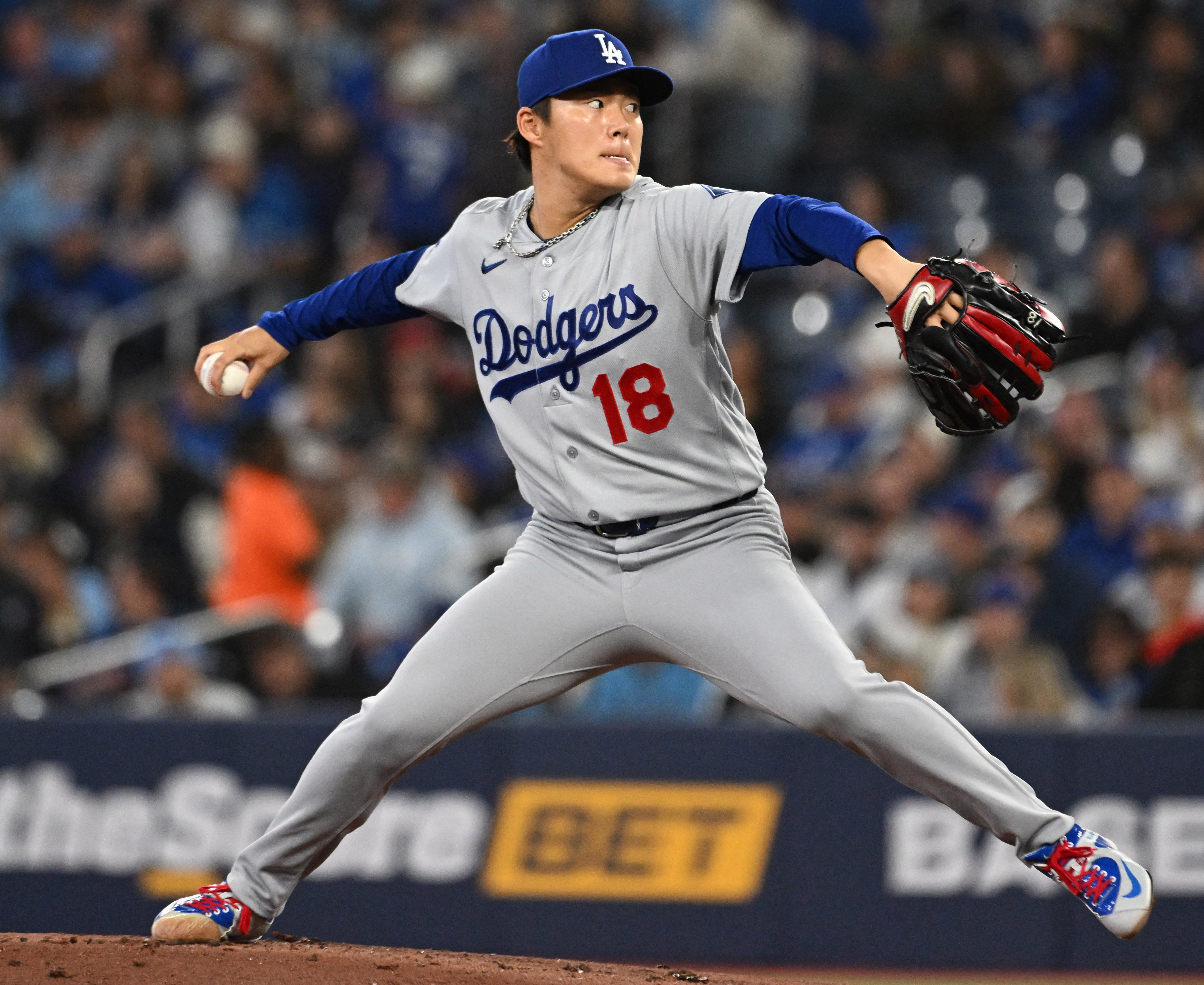 MLB》山本由伸強投壓制、大谷翔平連 42 場上壘！道奇 4：1 擊碎藍鳥奪 5 連勝