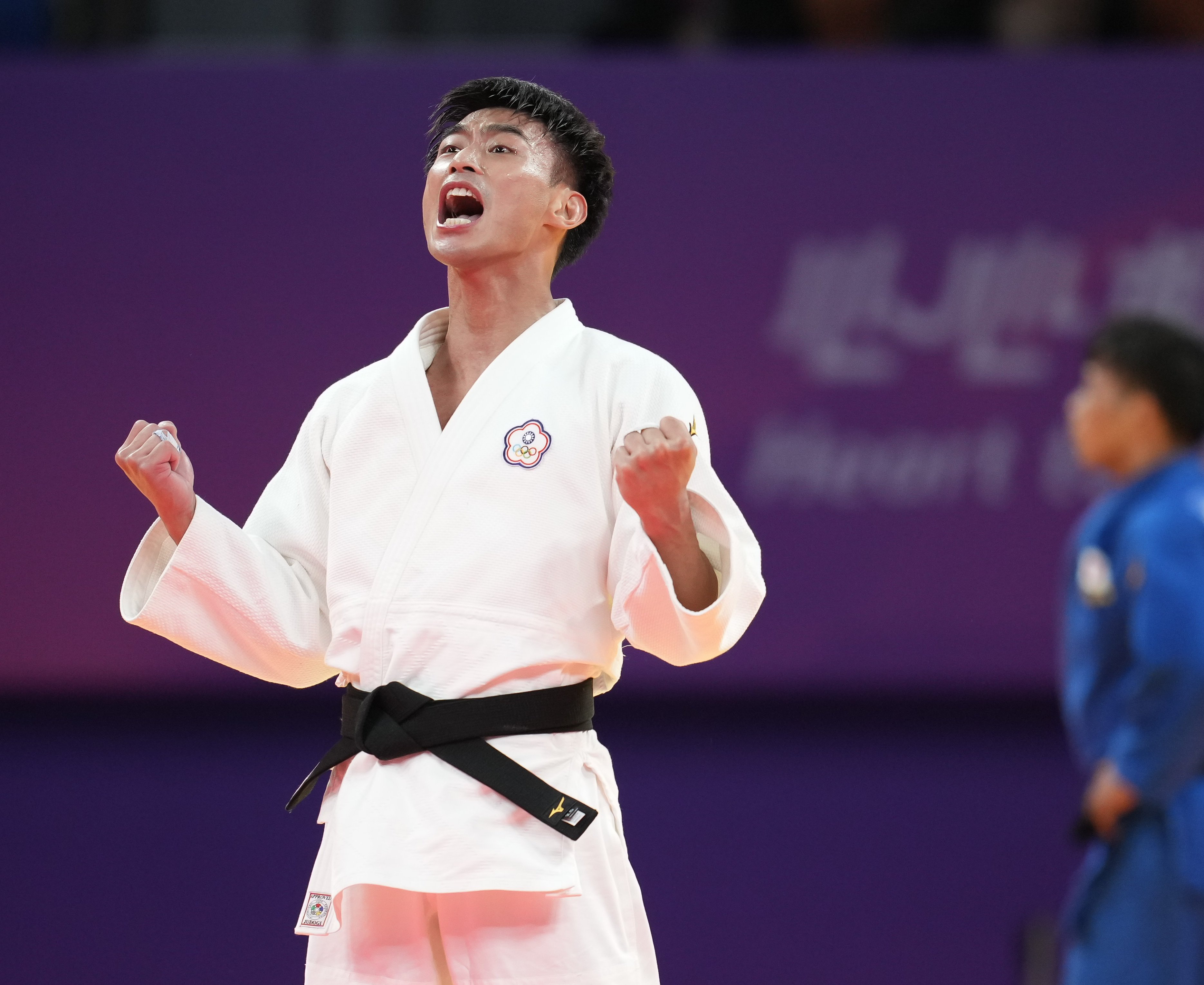 羽球亞錦賽》楊勇緯連三屆「銀」恨，強勢挺進金牌戰惜敗巴林好手，目標直指名古屋亞運