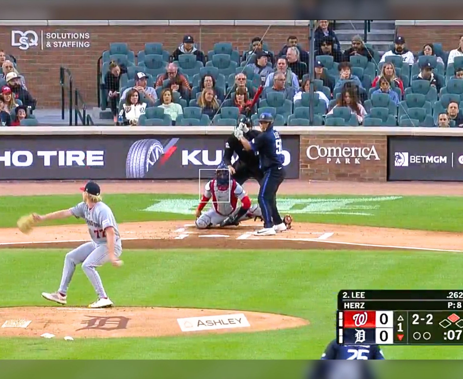MLB》李灝宇首打席掃二壘安打帶1分打點！先發守三壘力抗國民 續寫台將紀錄