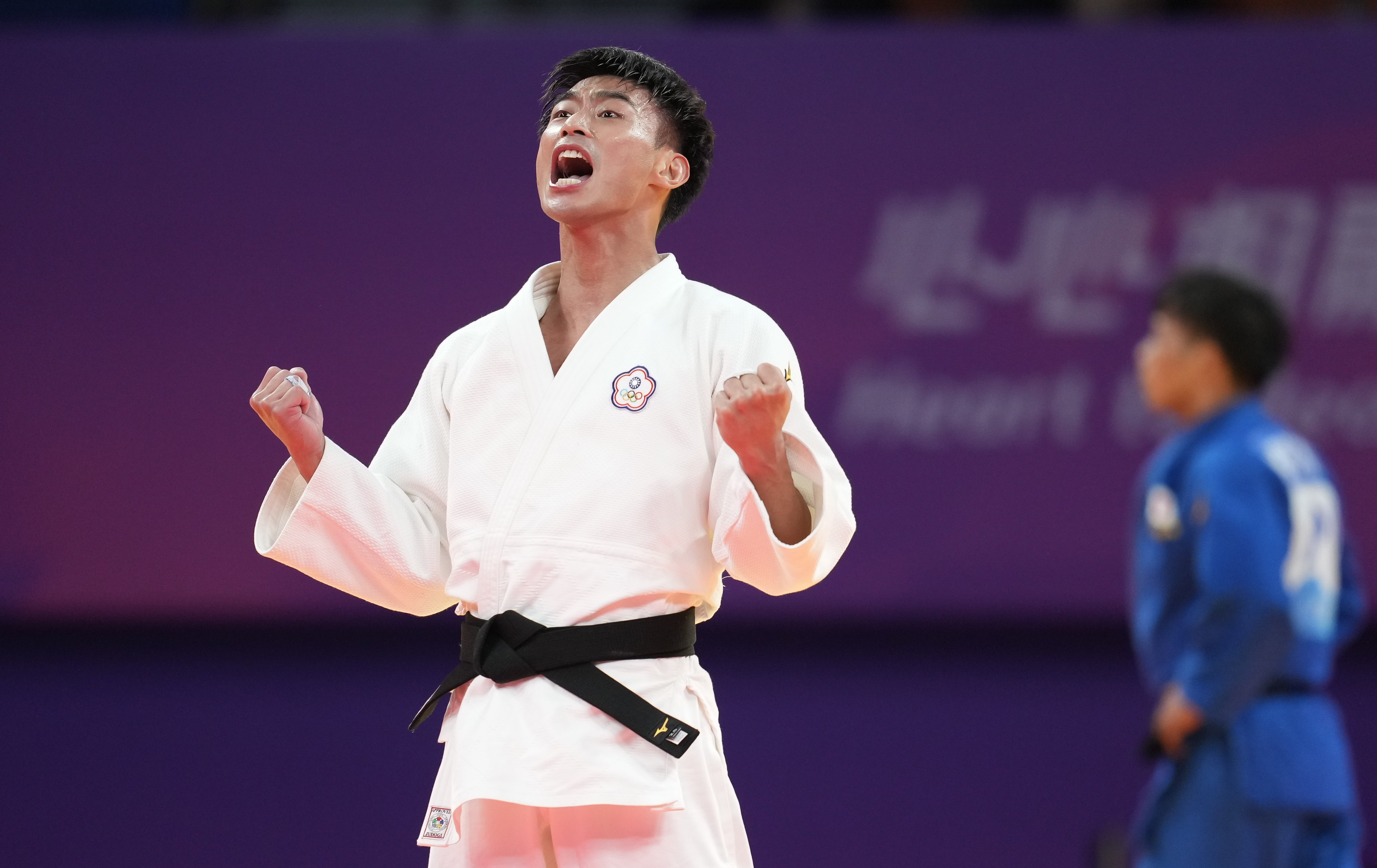 羽球亞錦賽》楊勇緯連三屆「銀」恨，強勢挺進金牌戰惜敗巴林好手，目標直指名古屋亞運