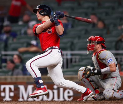 美國職棒大聯盟的勇士隊近日將台美混血外野手「費仔」費爾柴德