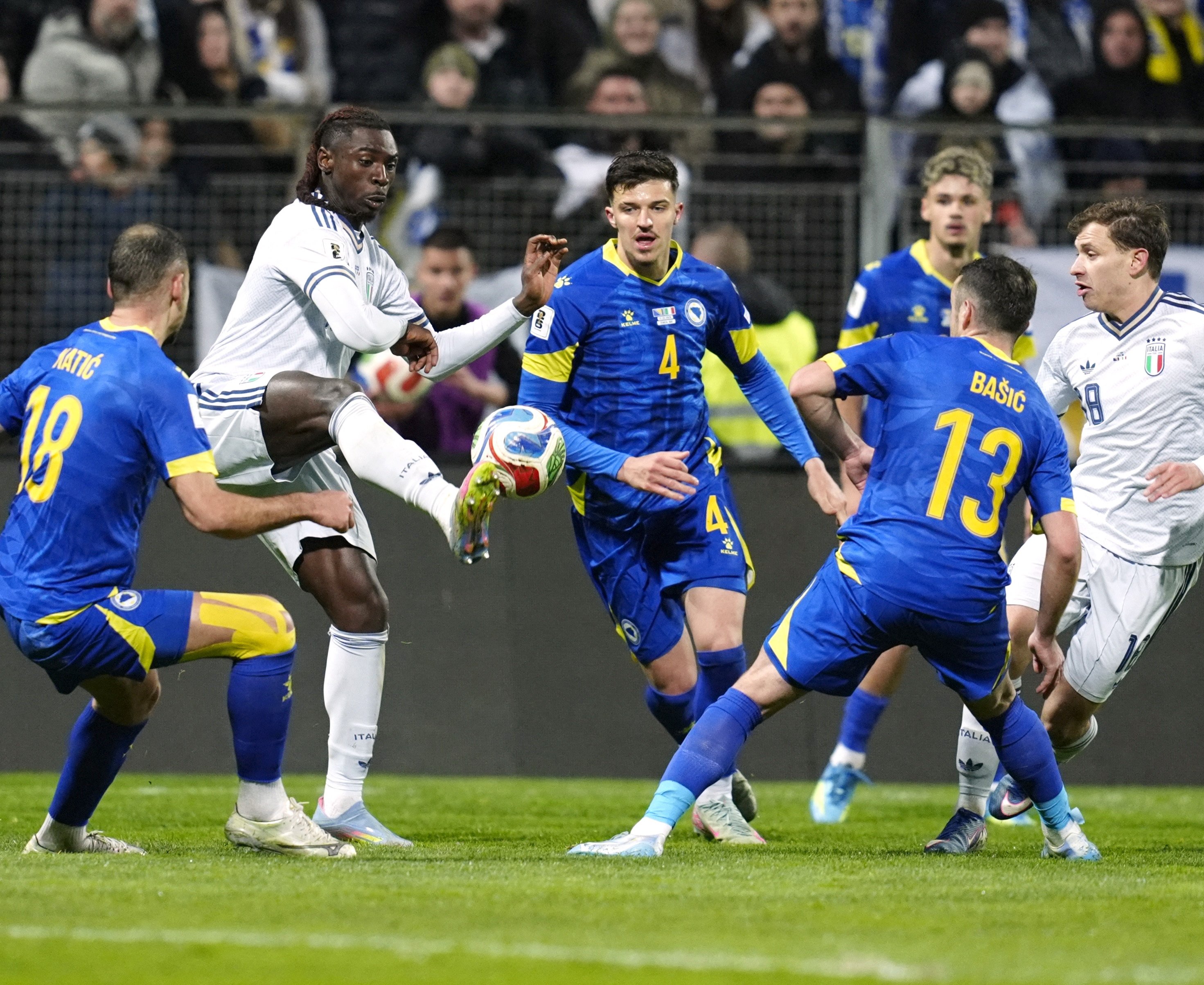 足球》義大利PK大戰不敵波赫，隊史首度連三屆缺席世界盃