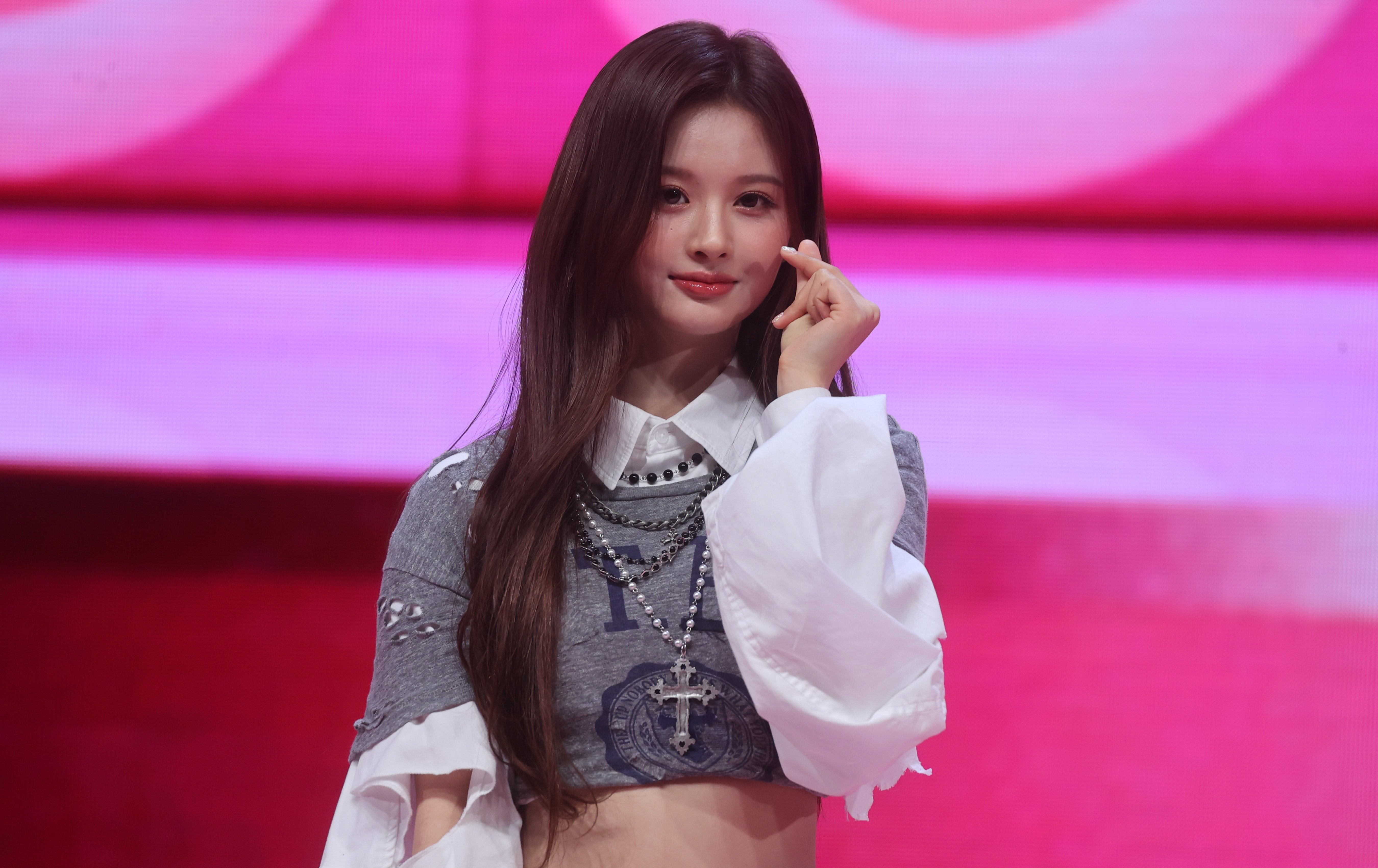 MLB》韓國 Sullyoon 驚喜現身舊金山巨人隊主場　「開球女神」美貌驚艷全場